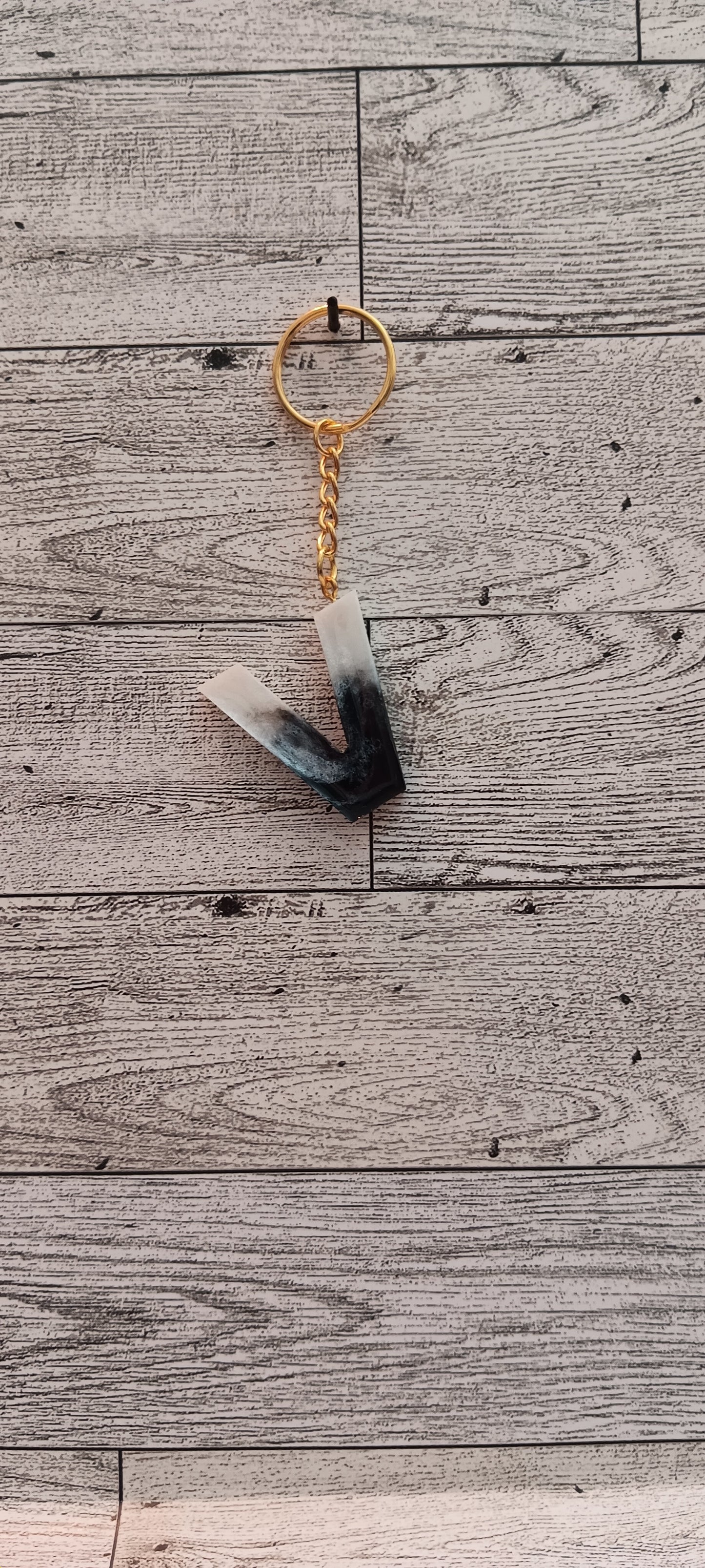 Black and white V Keychain